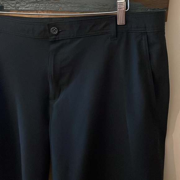 Columbia Black PFG Regular Fit Shorts Size 38 - Picture 6 of 16